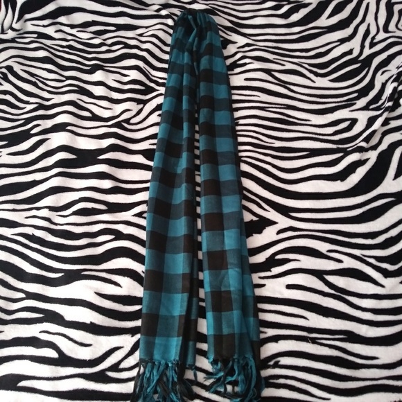 Blue/Teal and Black Plaid Scarf - Picture 4 of 5